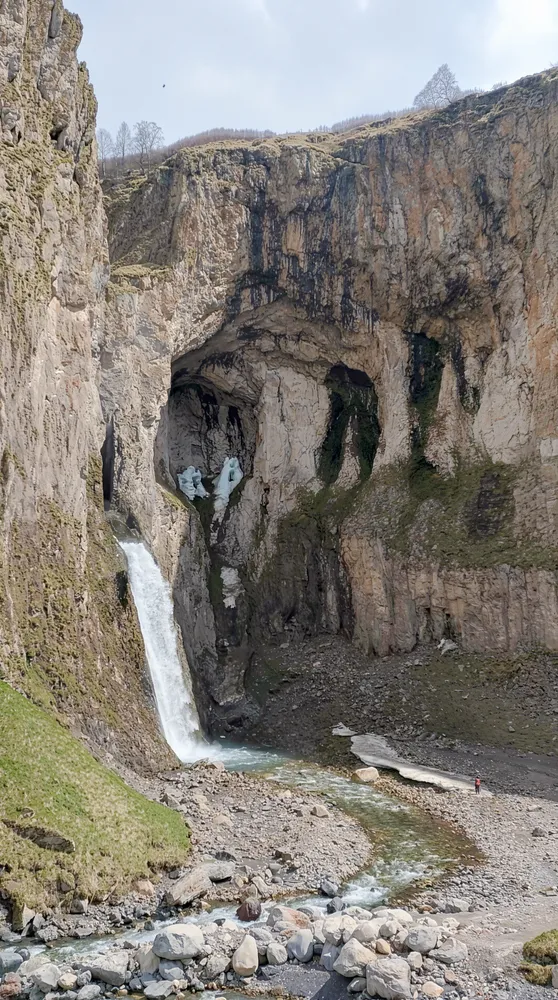 Водопад Каракая-Су