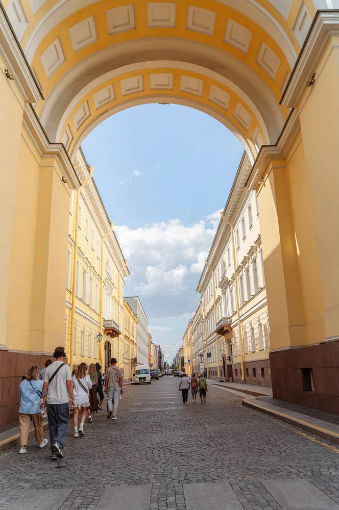 Галерная улица
