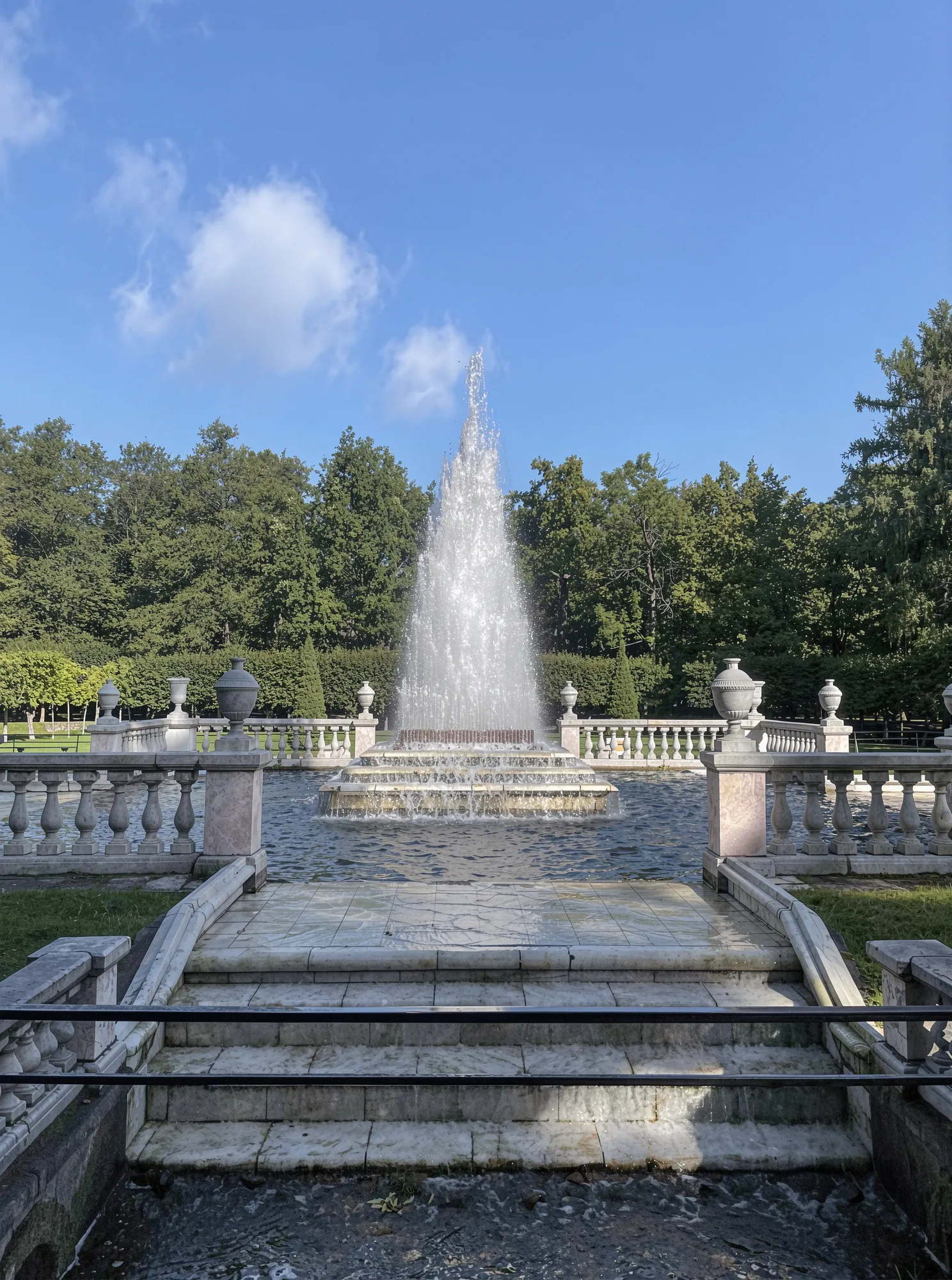 Великолепные фонтаны Петергофа