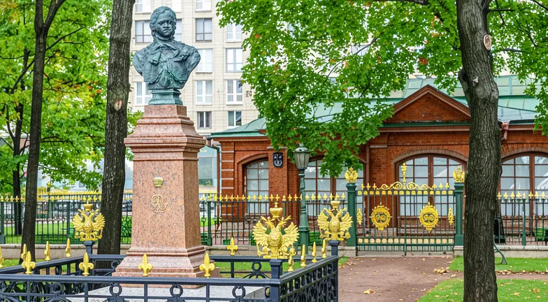 Васильевский остров – Остров мечты