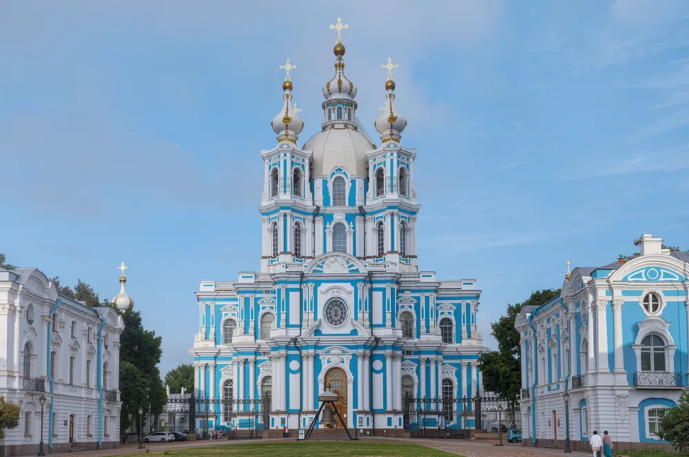 Смольный собор (внешний осмотр)