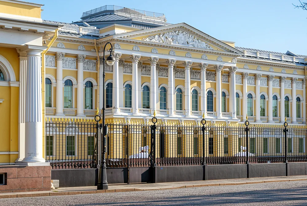 Михайловский дворец (Русский музей)