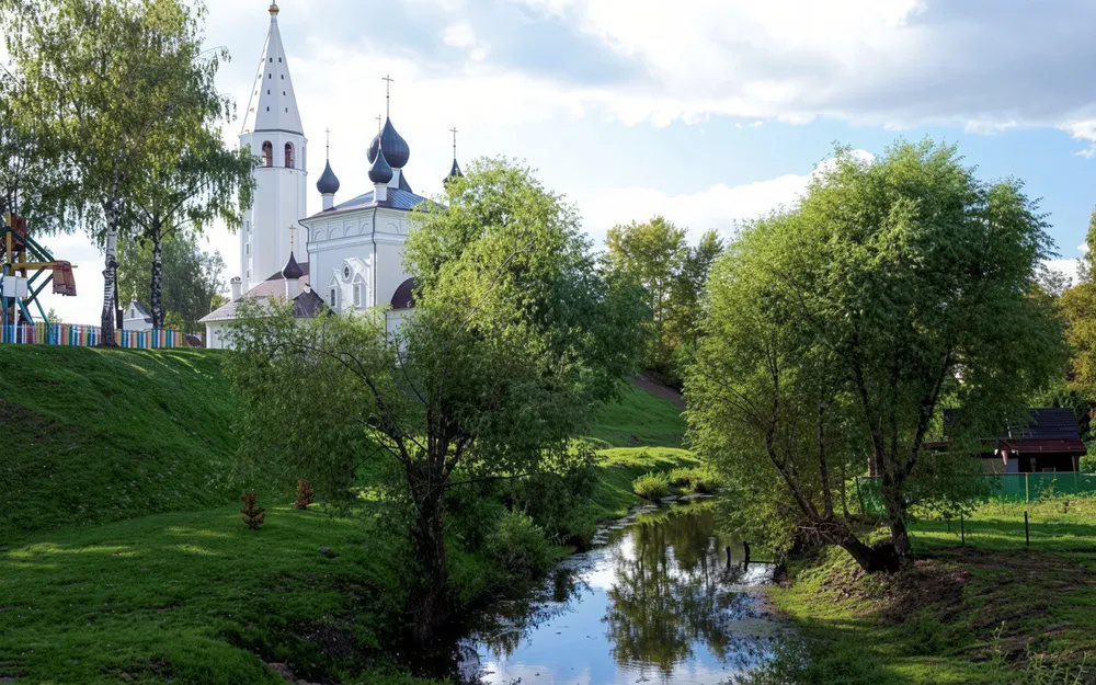 Едем в Вятское: в село купцов и огурцов