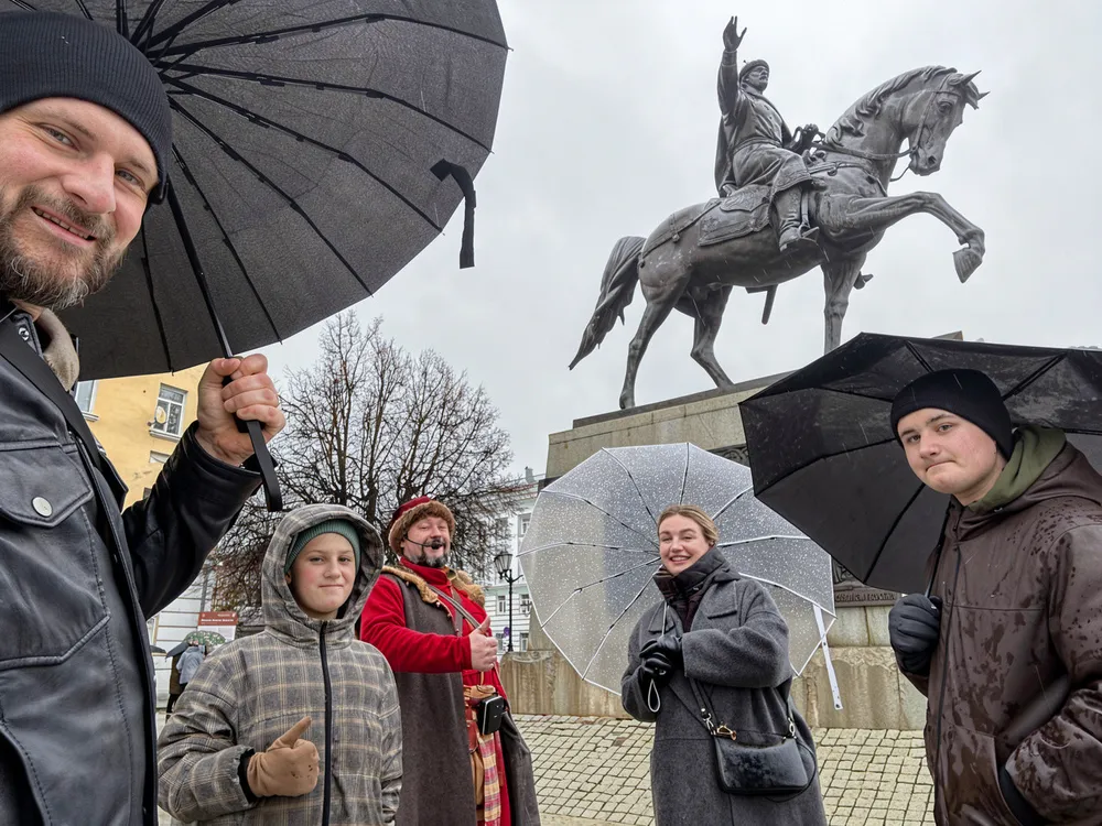 Памятник Михаилу Тверскому