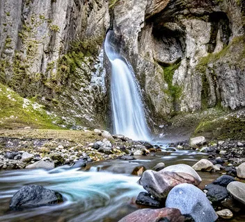 Водопад Каракая-Су