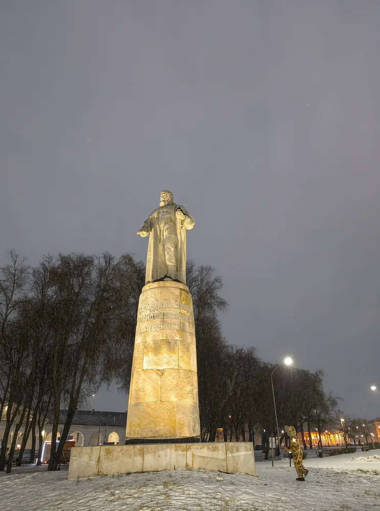 Памятник Ивану Сусанину на Молочной горе