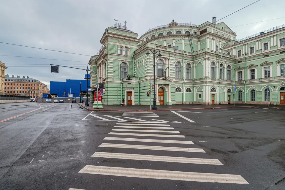 Изволь в Коломну заглянуть. С посещением Театрального музея