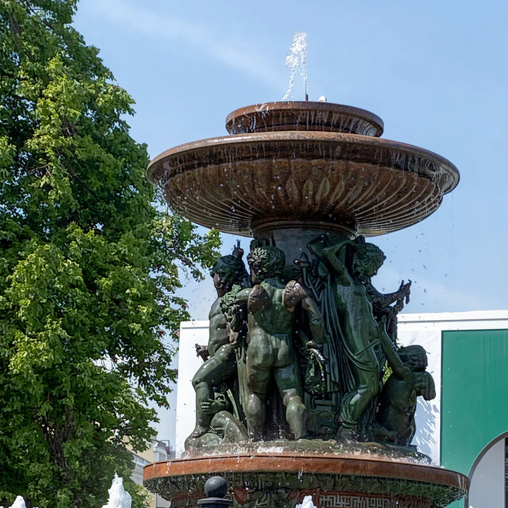 Пижонская Москва с рестораном в финале. От Театральной до Трубной