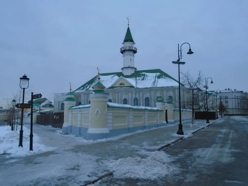 Старинная каменная мечеть Аль-Марджани в Казани