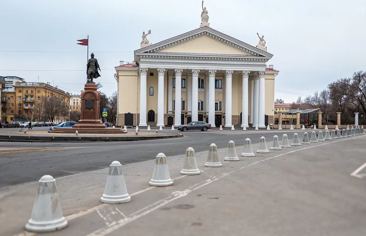 Площадь Павших Борцов