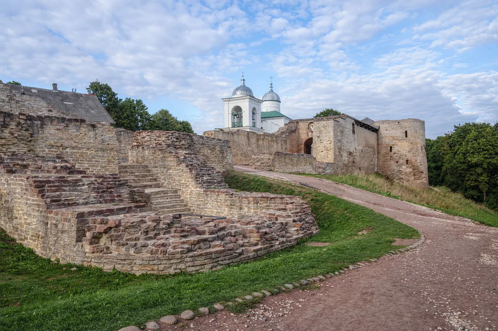Изборск