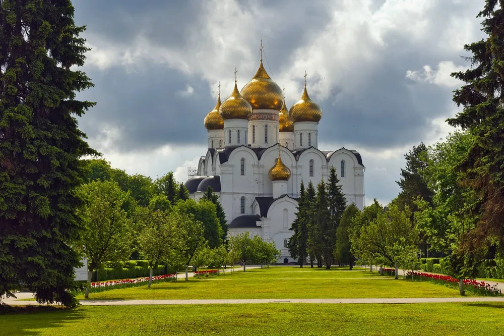 Успенский собор в Ярославле