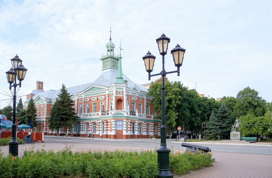 Азовский историко-археологический-палеонтологический музей