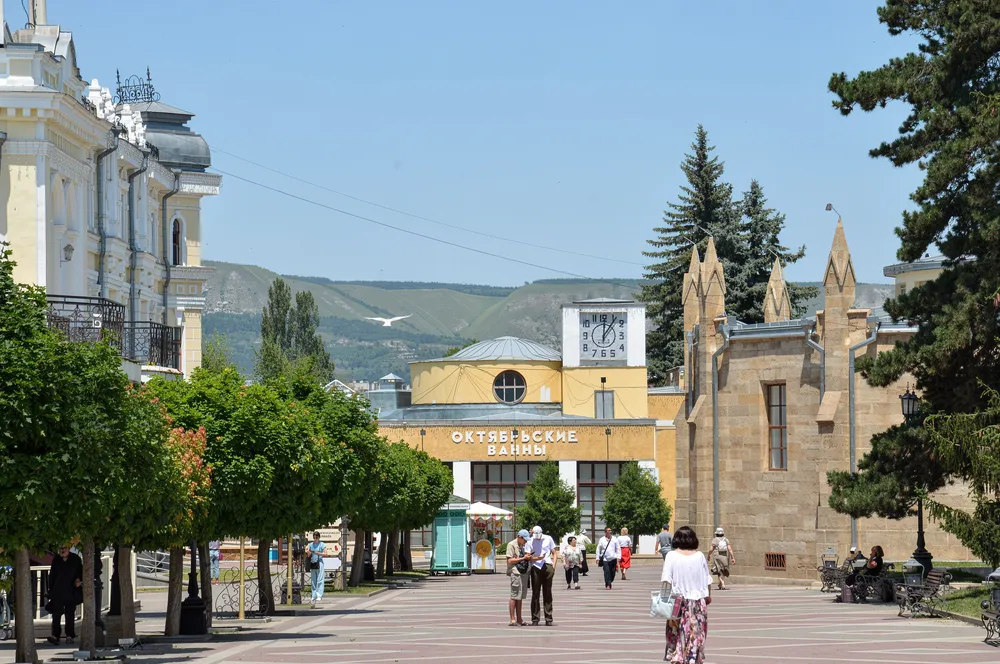 Кисловодск XXL. Парк, ущелья, Курортный бульвар