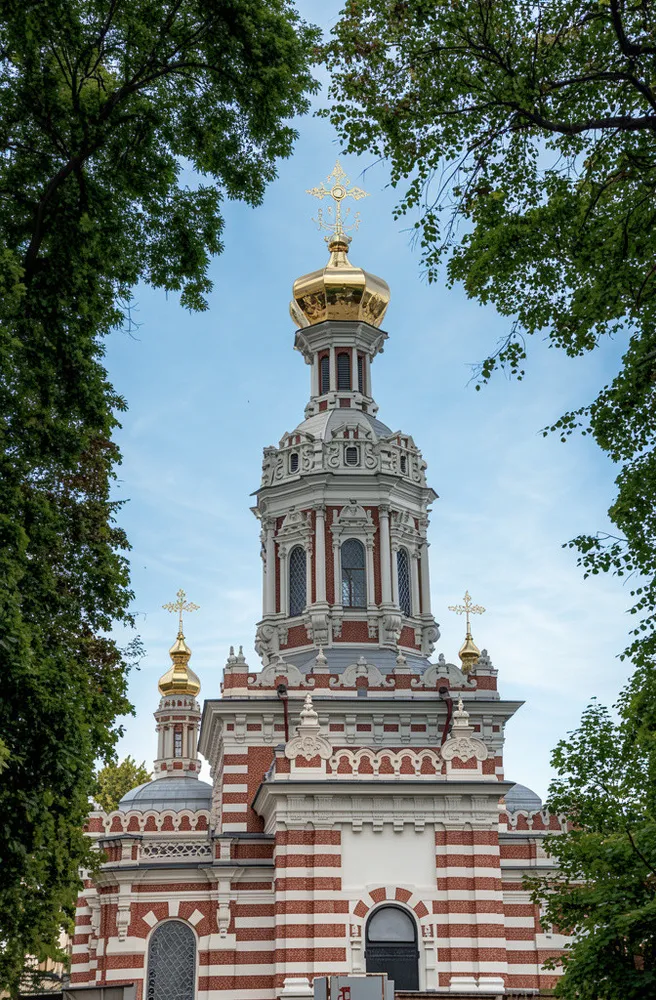 Смоленское кладбище. Петербург, где живет память