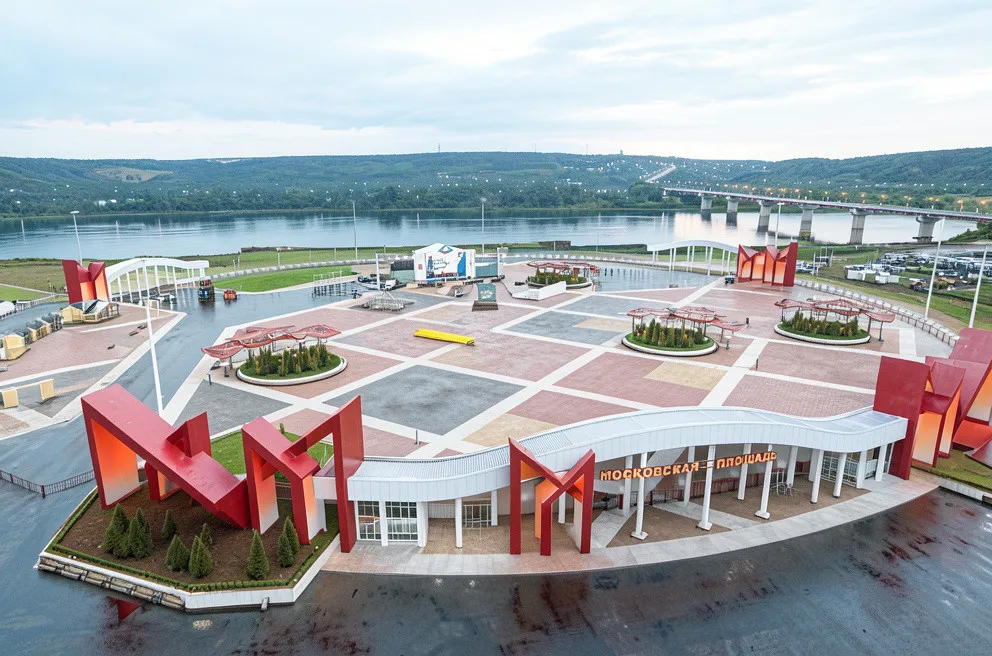 Московская площадь
