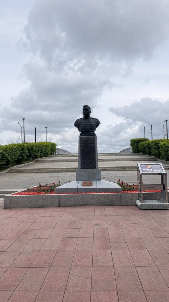 Дорога в небеса. Памятник Белобородову.