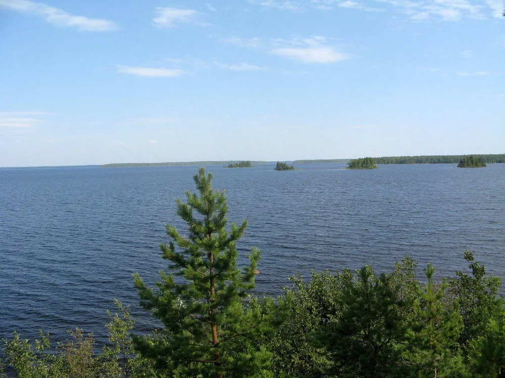 Озеро Водлозеро в Карелии