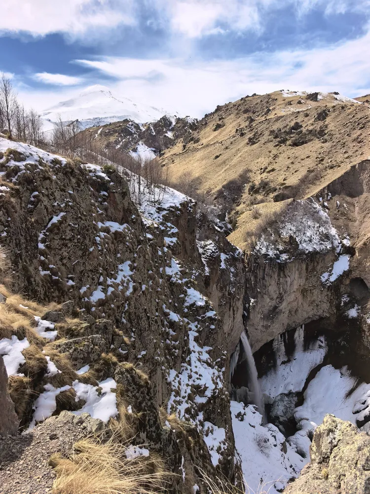 Водопад Кызылкол-су