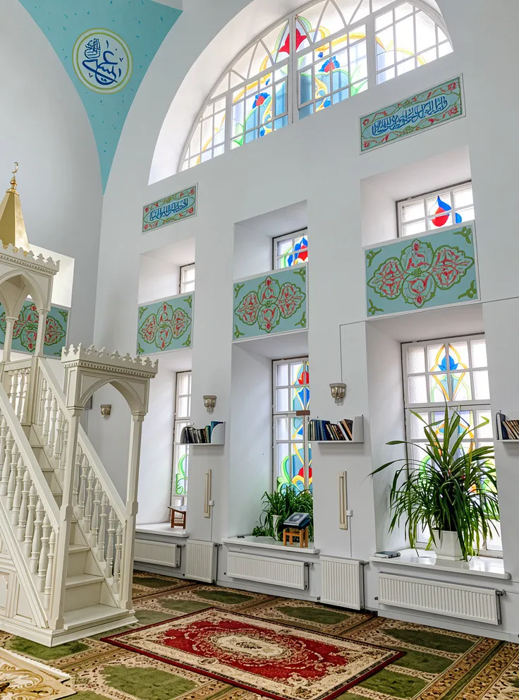 Улица цветных мечетей