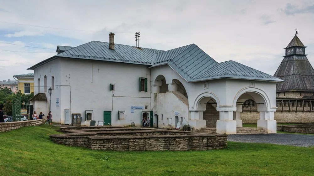 Приказная палата в Пскове