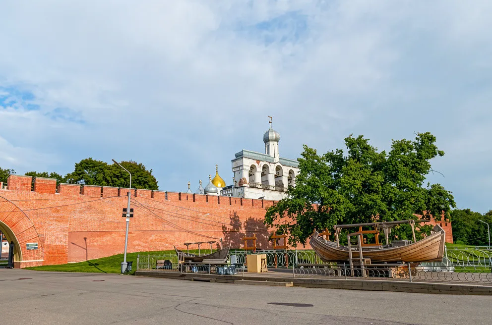 Истории Новгородского Детинца