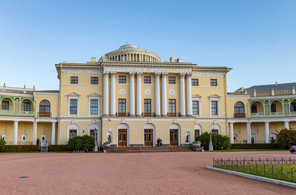 Павловский дворец