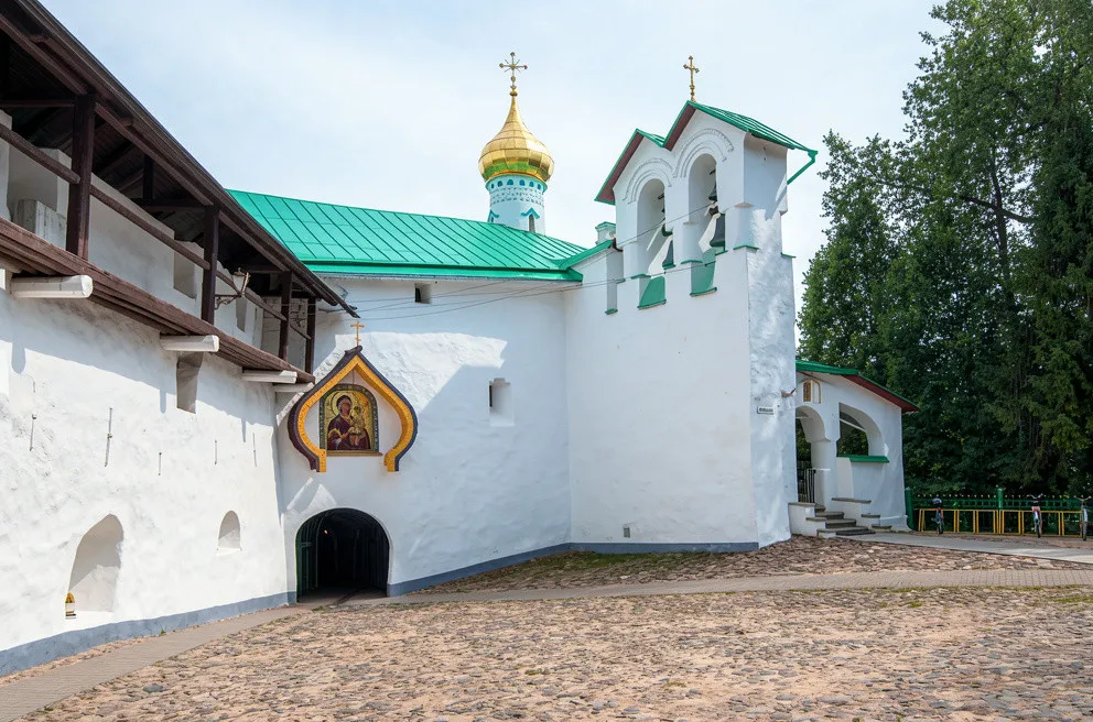Псков — Печоры