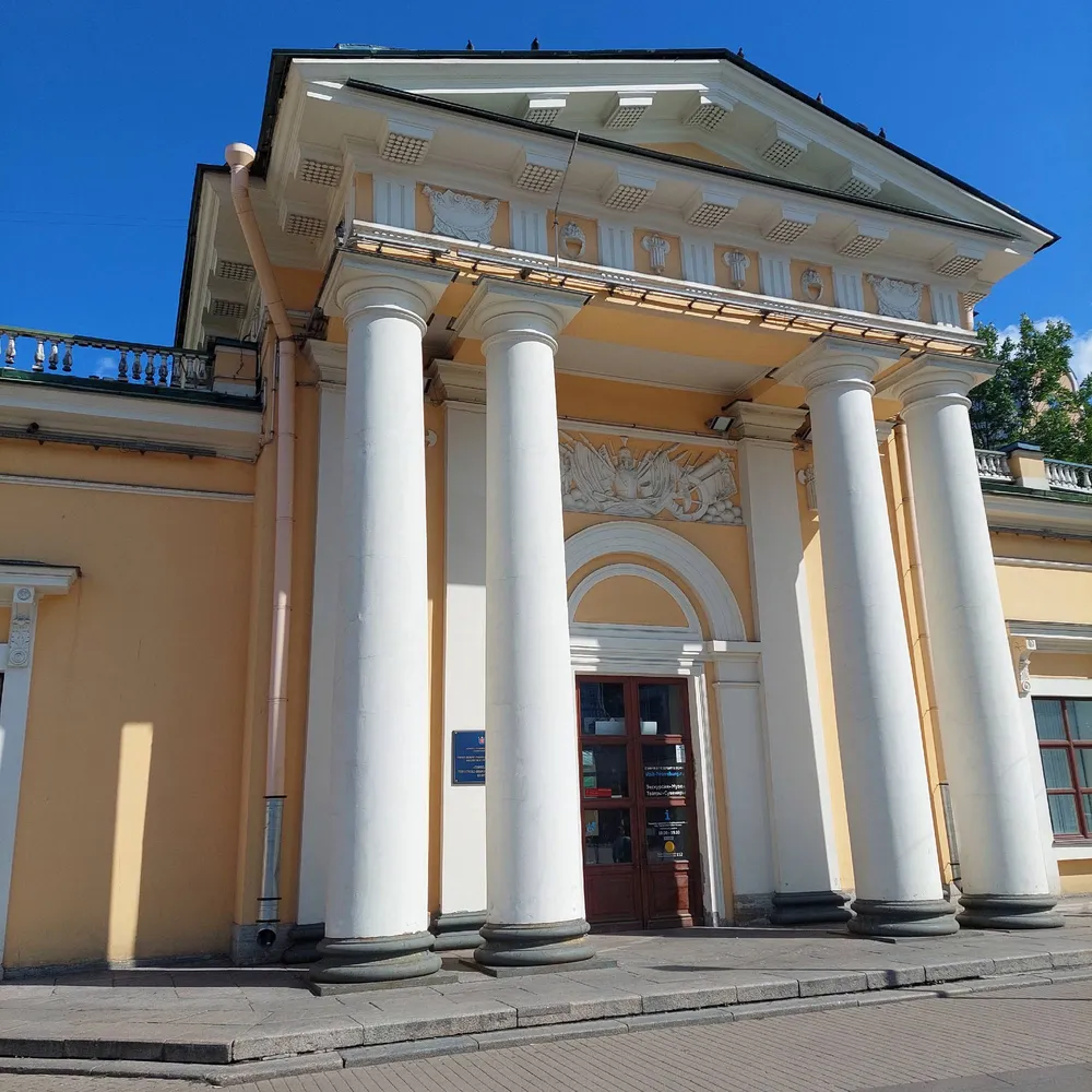 Здание гаупвахты