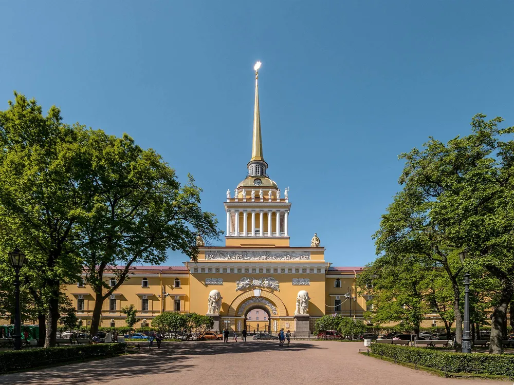 Главное Адмиралтейство в Санкт-Петербурге
