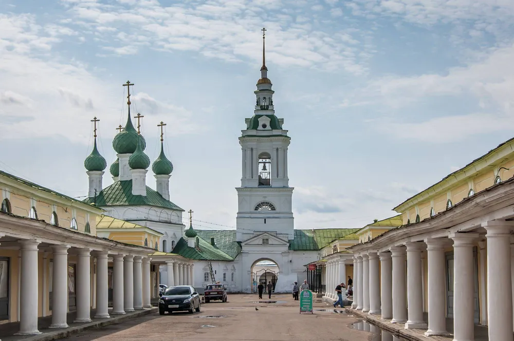 Церковь Спаса Всемилостивого в Рядах в Костроме