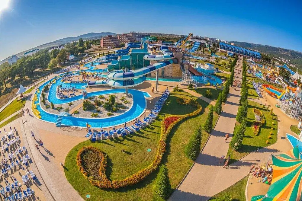 Аквапарк Золотая Бухта в Геленджике