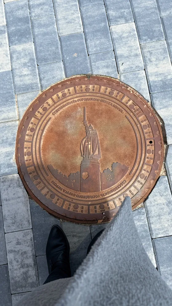 Прогулка по территории монастыря