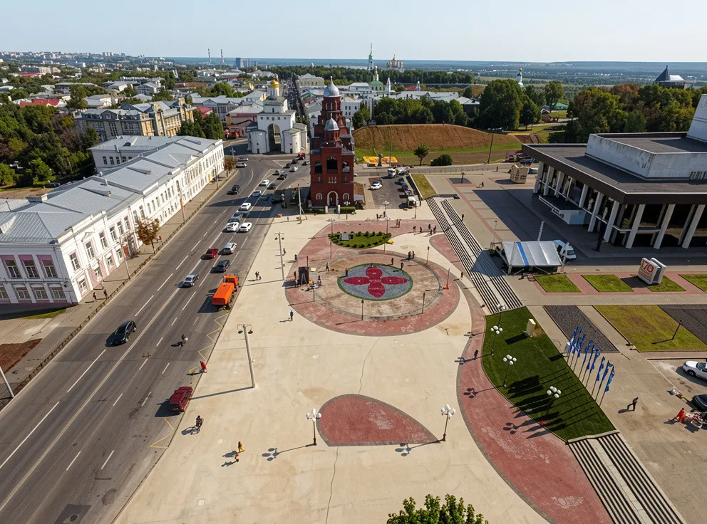 Театральная площадь