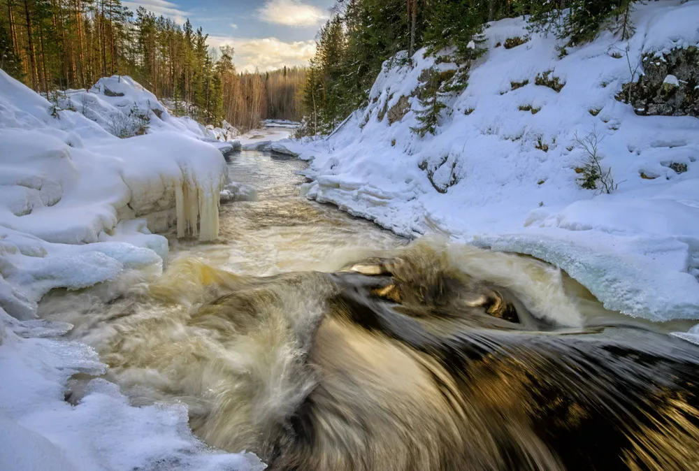 Водопад Кивач в Карелии