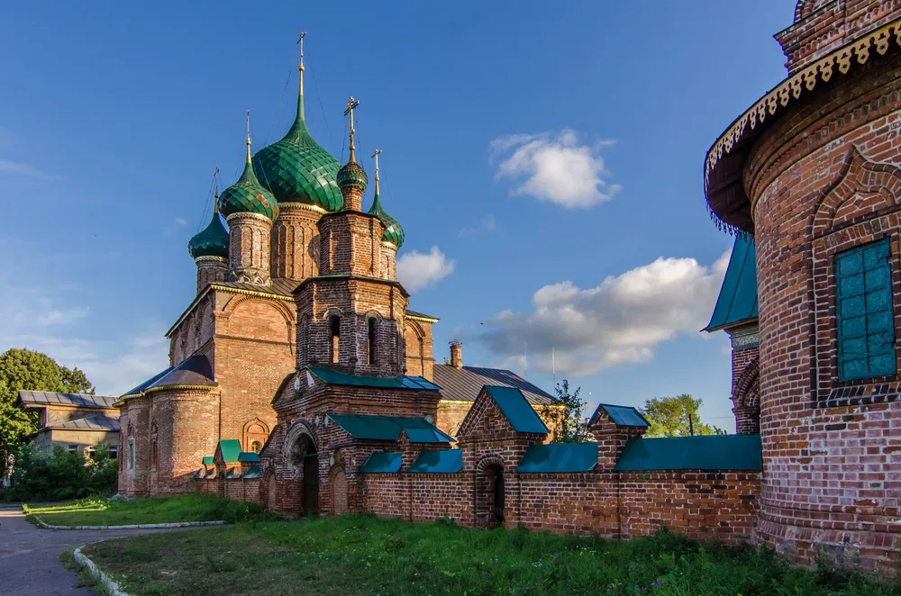 Церковь Иоанна Златоуста на Портовой набережной в Ярославле
